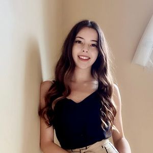 Meet your Posher, Clarissa